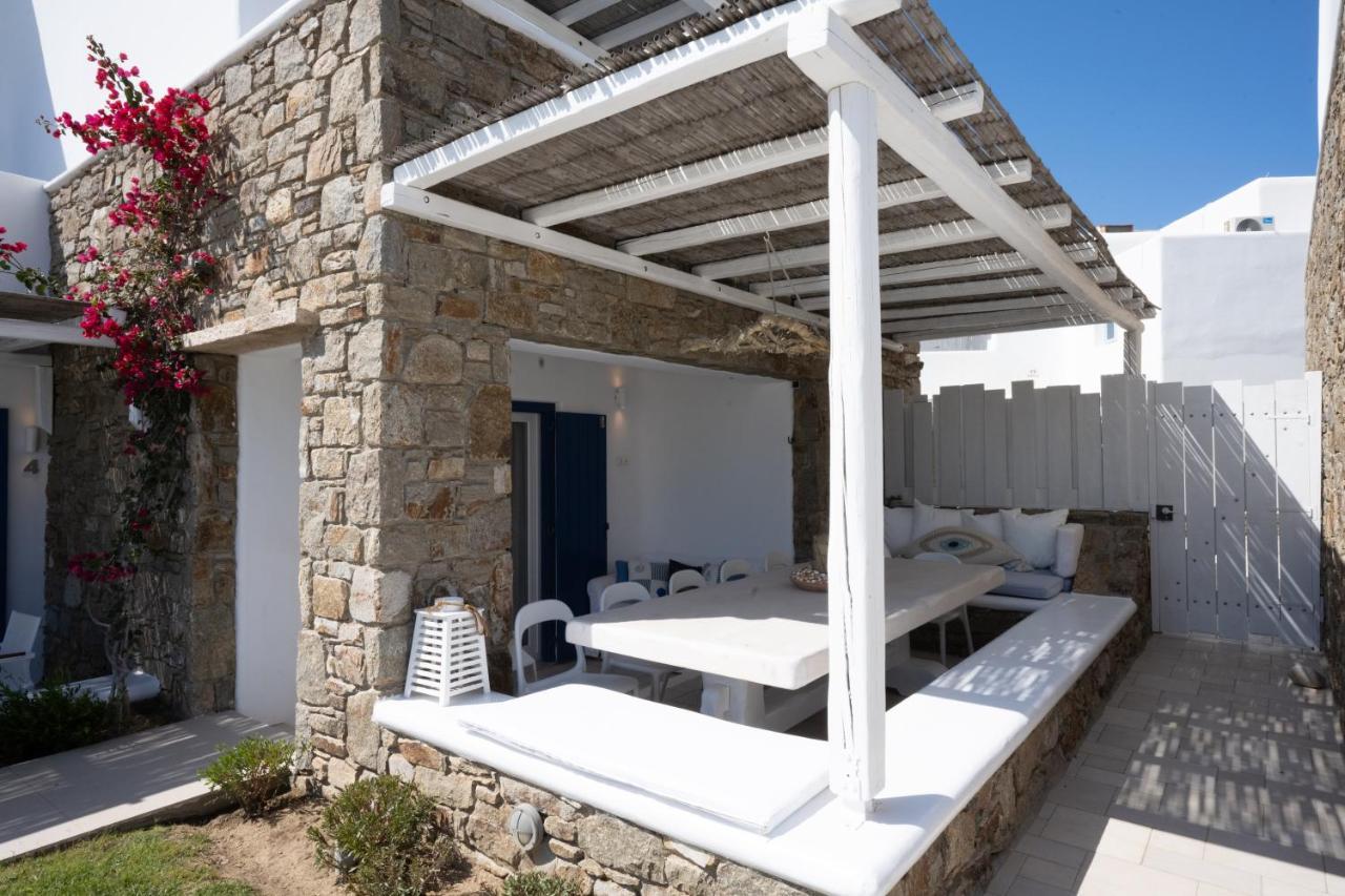 Blue, White And Grey Suites Ornos  Exteriér fotografie